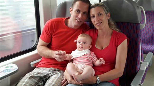 Tak máme v rodině další křivochcalku, jmenuje se Adélka a následně konečně i kluka Dominika